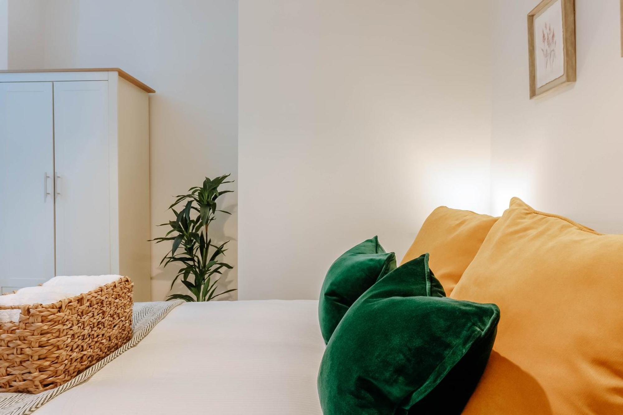 Mayfield - Central Harrogate Apartment - Ground Floor Экстерьер фото